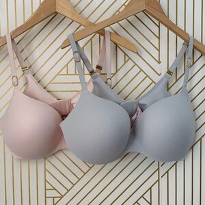 VS Incredible by Victoria’s Secret Light push-up Perfect Shape bra lot of 2 38DD